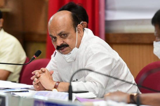 Karnataka government cuts KST by Rs 7 on petrol, diesel