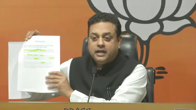 भाजपा का कांग्रेस पर पलटवार,   संबित पात्रा ने कांग्रेस पर लगाया कमीशन लेने का आरोप भाजपा का कांग्रेस पर पलटवार,   संबित पात्रा ने कांग्रेस पर लगाया कमीशन लेने का आरोप