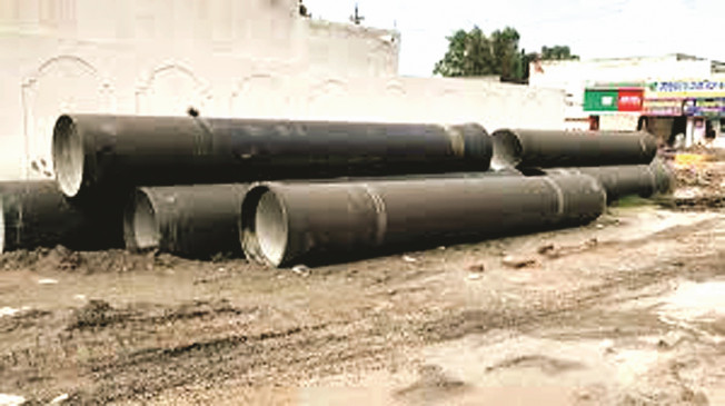 Another contractor started the work of Amrit Yojana