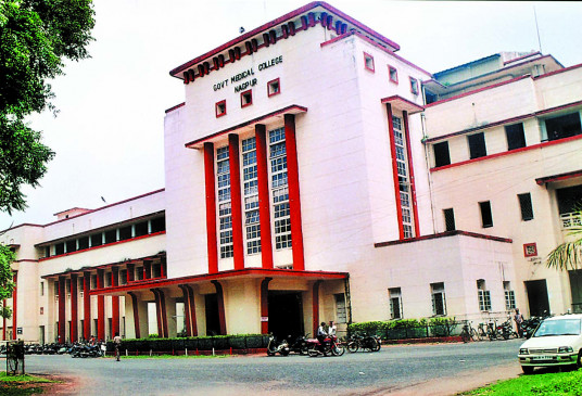 BPMT students can be seen in pink apron