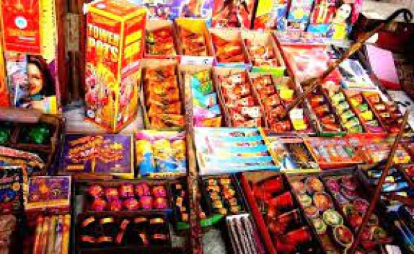 हिंदू देवी-देवताओं के नाम पर बेचे जानेवाले पटाखे मार्केट से नदारद