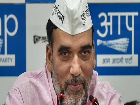 Kejriwals minister said on Delhis suffocation - some people lit firecrackers for a special purpose