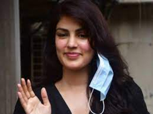 Riya Chakraborty will be able to access her bank accounts