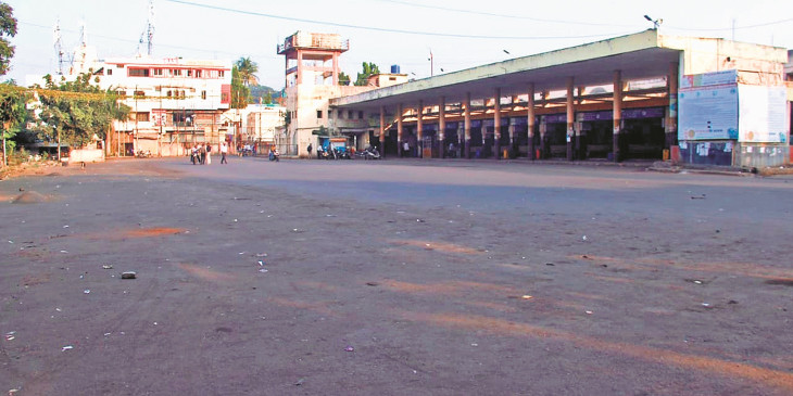 ST workers strike caught hold, private travel owners silver