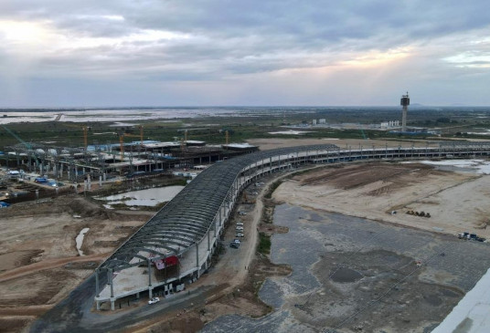 More than 27% construction work completed on new Cambodian airport: PM | नए अंतर्राष्ट्रीय हवाईअड्डे का 27 प्रतिशत से अधिक निर्माण कार्य हुआ पूरा – Bhaskar Hindi