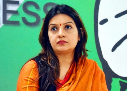 Shivsena wrote a letter to the Union Education Minister in the CBSE question paper case