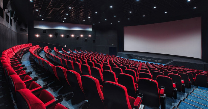 आंध्र प्रदेश सरकार ने बंद किए गए सिनेमाघरों को फिर से खोलने की अनुमति दी