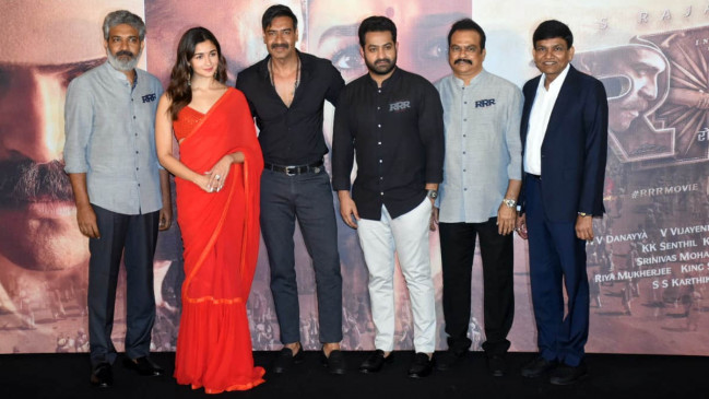 जूनियर एनटीआर ने बॉलीवुड अभिनेता अजय देवगन के लिए ट्रेलर लॉन्च पर कही ये खास बात  जूनियर एनटीआर ने बॉलीवुड अभिनेता अजय देवगन के लिए ट्रेलर लॉन्च पर कही ये खास बात