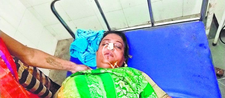 Kinnar attempted suicide by swallowing phenyl