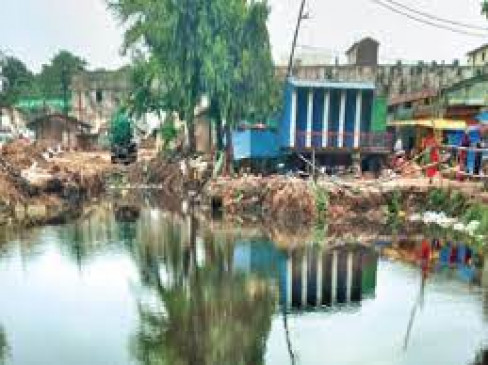 Local bodies should stop throwing garbage in reservoirs, ponds and wells