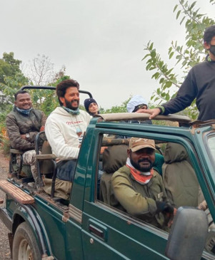 Riteish-Genelia reached Tadoba, enjoyed