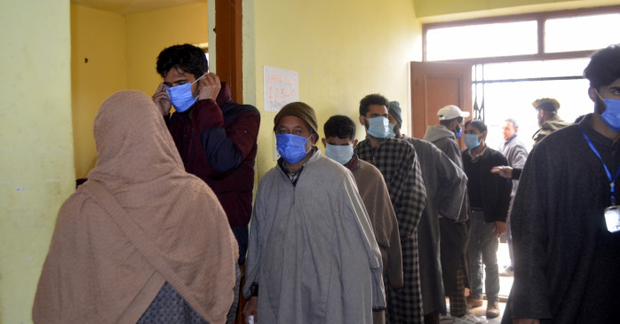 जम्मू-कश्मीर में कोविड के 349 नए मामले, और 3 मौतें