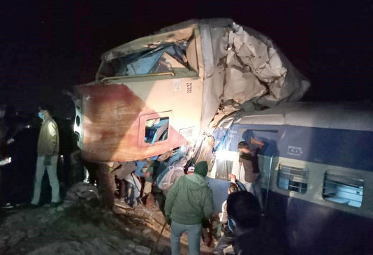 गुवाहाटी-बीकानेर एक्सप्रेस रेल हादसा 9 की मौत, 45 घायल