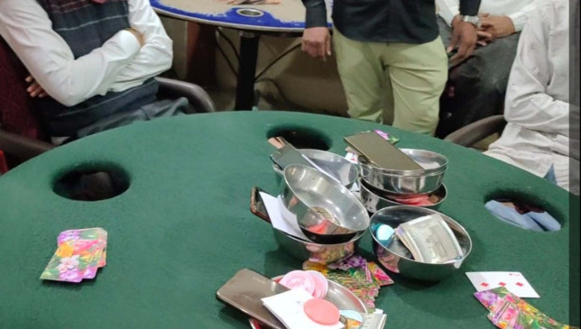 Raid on gambling station, 31 gamblers arrested Raid on gambling station, 31 gamblers arrested