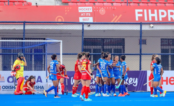 भारत की महिला टीम ने स्पेन को 2-1 से हराया