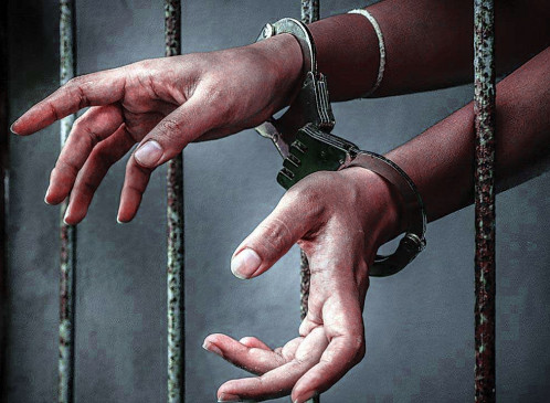 60 लाख रुपये के ड्रग्स के साथ महिला गिरफ्तार