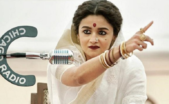  फैंस का दिल जीत रही है आलिया भट्ट की फिल्म, संजय लीला भंसाली को मिली दर्शकों की तारीफ