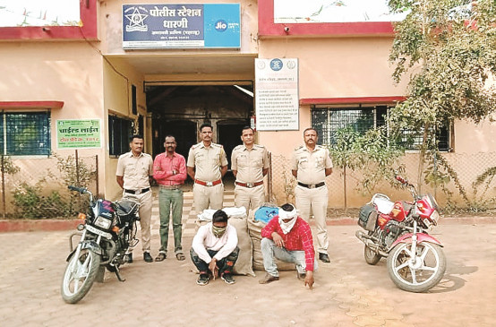 Dharani police caught two carrying gutkha