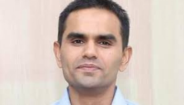 Sameer Wankhede appeared in police station in fraud case