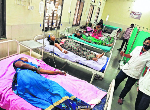 The sarpanch of Lotwara and two women gulped poison after the problem was not resolved