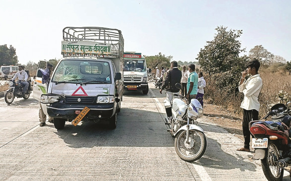 Woman dead in the grip of cargo tempo, husband serious