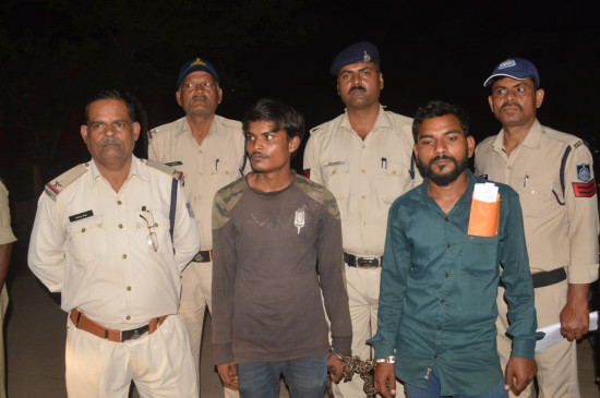 7 crooks arrested with 10 motorcycles worth 8 lakhs