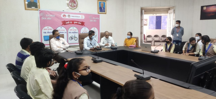 Reward Scheme for Children Helping in Vaccination in Bhopal