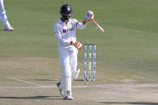 First Test: Jadeja scored a century on the second day, till lunch India scored 468 runs for the loss of seven wickets First Test: Jadeja scored a century on the second day, till lunch India scored 468 runs for the loss of seven wickets