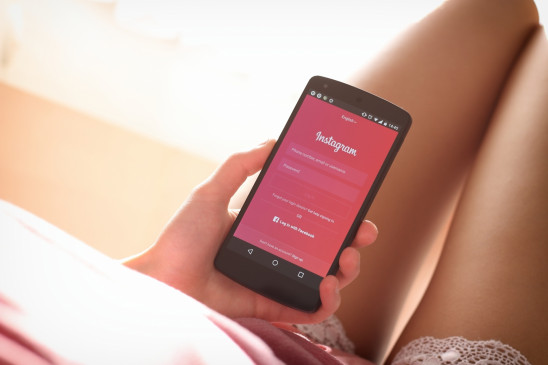 Instagram users can now reply to Stories via voice message