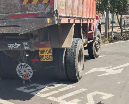 Father dies, boy injured in truck two-wheeler collision Father dies, boy injured in truck two-wheeler collision