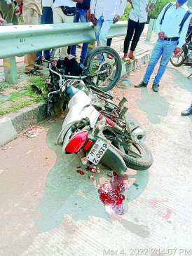 nagpur in 1 student killed, 2 injured
