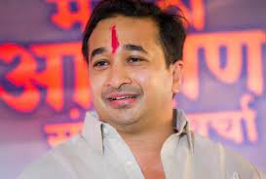 Narayan Rane-Nitesh Rane reached police station to record statement