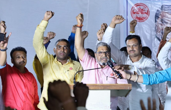 Party chief Raju Shetty said - gave a chance to the wrong person