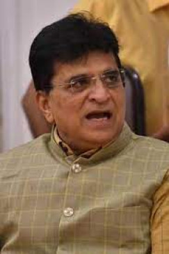 Soumaiya reached Dapoli to demolish Minister Parabs resort with a hammer