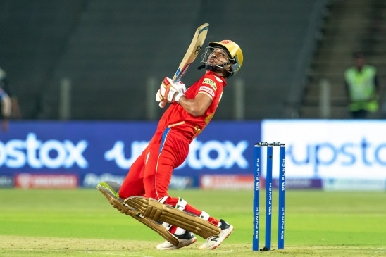 IPL: Graeme Swann calls Shikhar Dhawan Mr IPL IPL: Graeme Swann calls Shikhar Dhawan Mr IPL