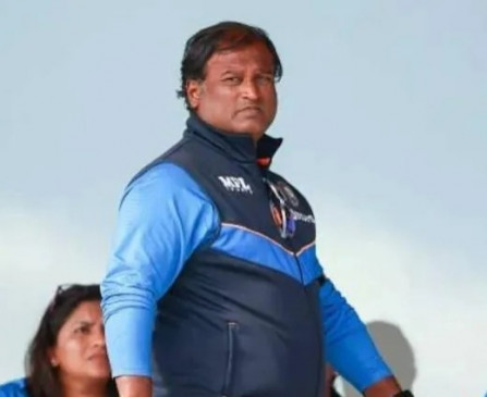 Ramesh Powar will continue as the head coach of the Indian womens team Ramesh Powar will continue as the head coach of the Indian womens team
