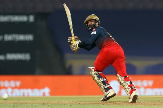 Former coach Shastri praises Dinesh Karthik Former coach Shastri praises Dinesh Karthik
