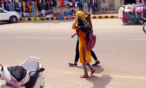 Chandrapur hottest in the country, mercury reached 44 degrees