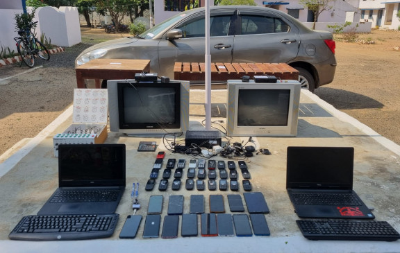 केटीआर के टाइगर रिसोर्ट में चल रहा था आईपीएल का सट्टा। पुलिस ने आरोपियों को धरपकड़ा।