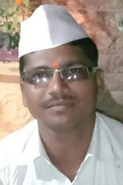 Youth dies after being buried under JCB in Amravati Youth dies after being buried under JCB in Amravati