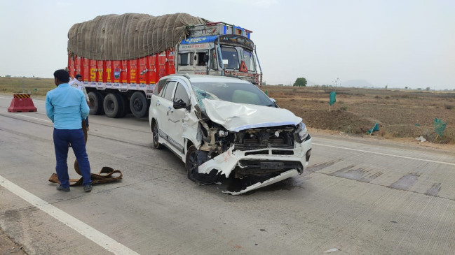 2 killed, two injured in separate road accidents