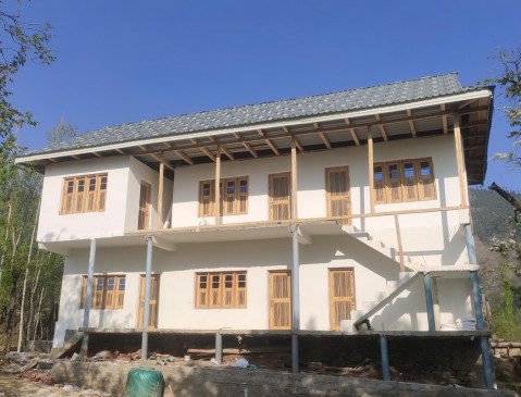 When the examinee became unconscious, the teacher went home after locking him in school When the examinee became unconscious, the teacher went home after locking him in school