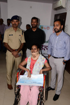 Anushka honored for her outstanding performance in tough situations