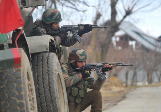 जम्मू-कश्मीर: कुपवाड़ा में पाकिस्तानी समेत लश्कर के 2 आतंकी ढेर