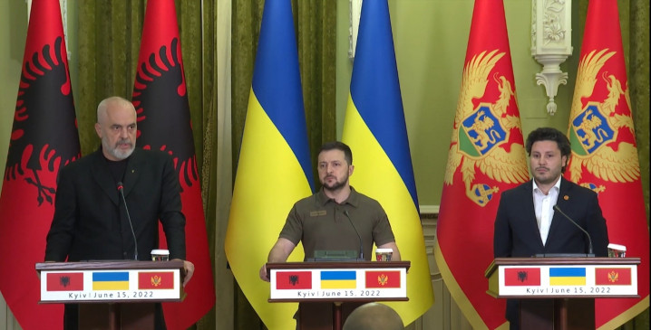 तीन बाल्कन राष्ट्रों ने आधिकारिक तौर पर यूक्रेन के यूरोपीय संघ के उम्मीदवारी का समर्थन किया