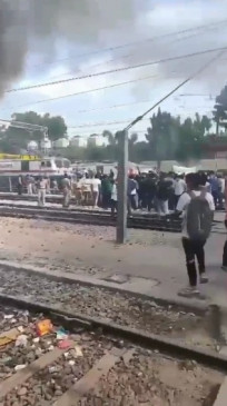 हिंसा के बाद हैदराबाद मेट्रो, एमएमटीएस ट्रेनें निलंबित
