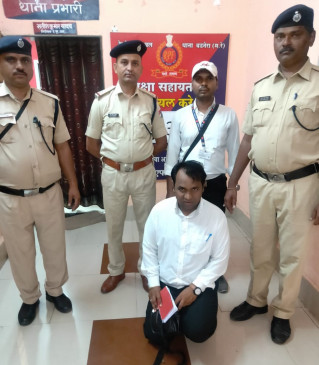 Fake tc caught from Navjeevan Express Fake tc caught from Navjeevan Express
