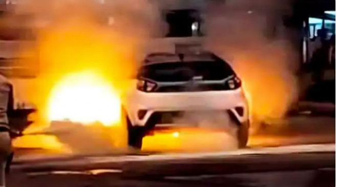 टाटा की इलेक्ट्रिक कार में लगी आग, सरकार ने दिया जांच के आदेश