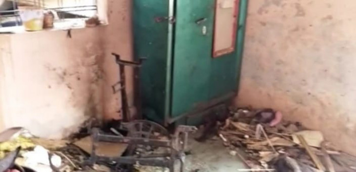 Five people of the same family injured in domestic cylinder explosion Five people of the same family injured in domestic cylinder explosion