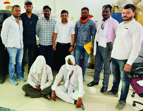Gamblers caught with goods from gambling base Gamblers caught with goods from gambling base